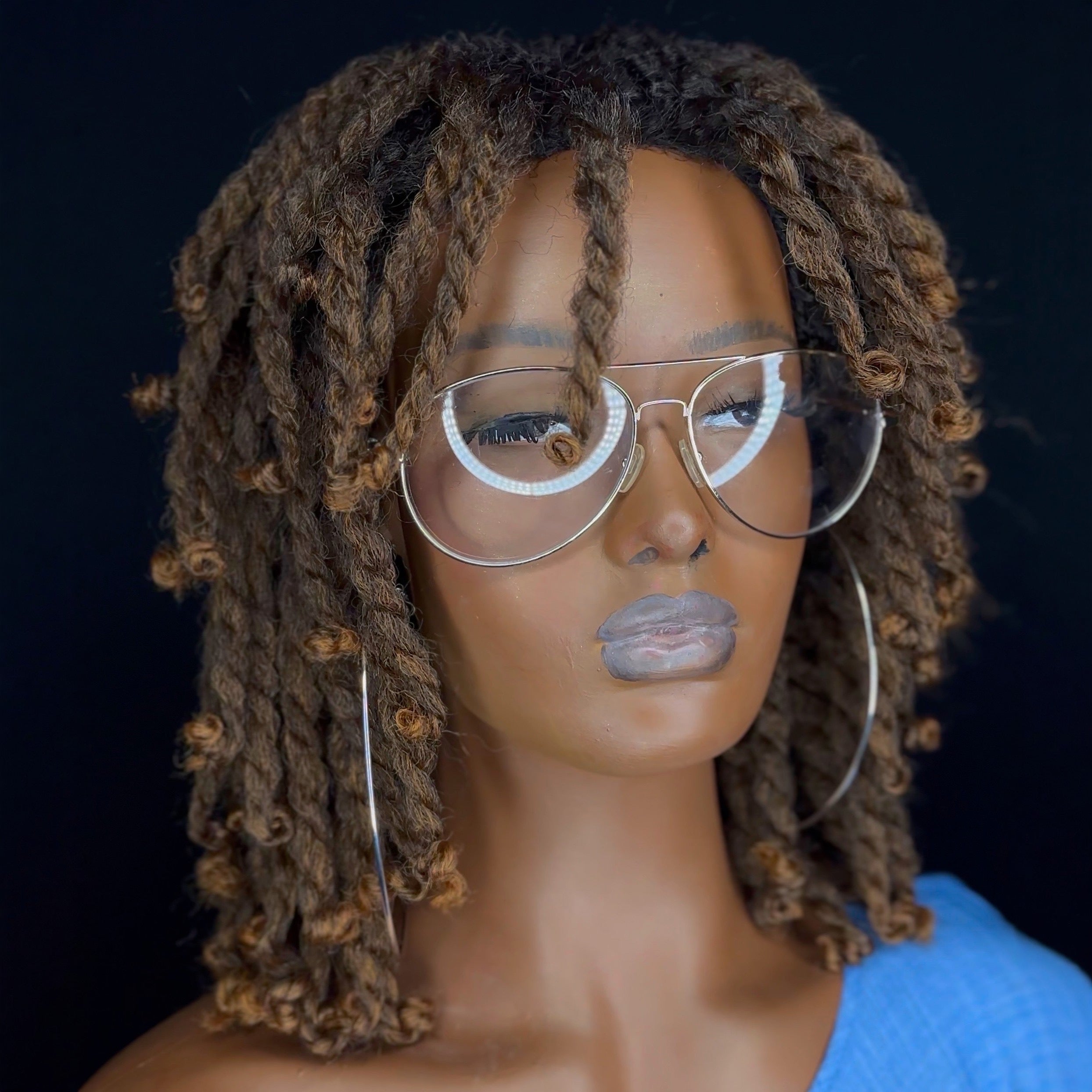 The FINGERCOMBER TWIST-IN/TWIST-OUT Styling Unit