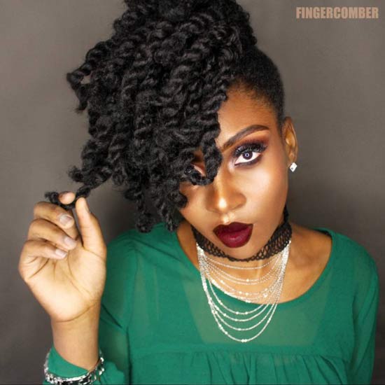 KINKY COMBER WEFTED HAIR image 2