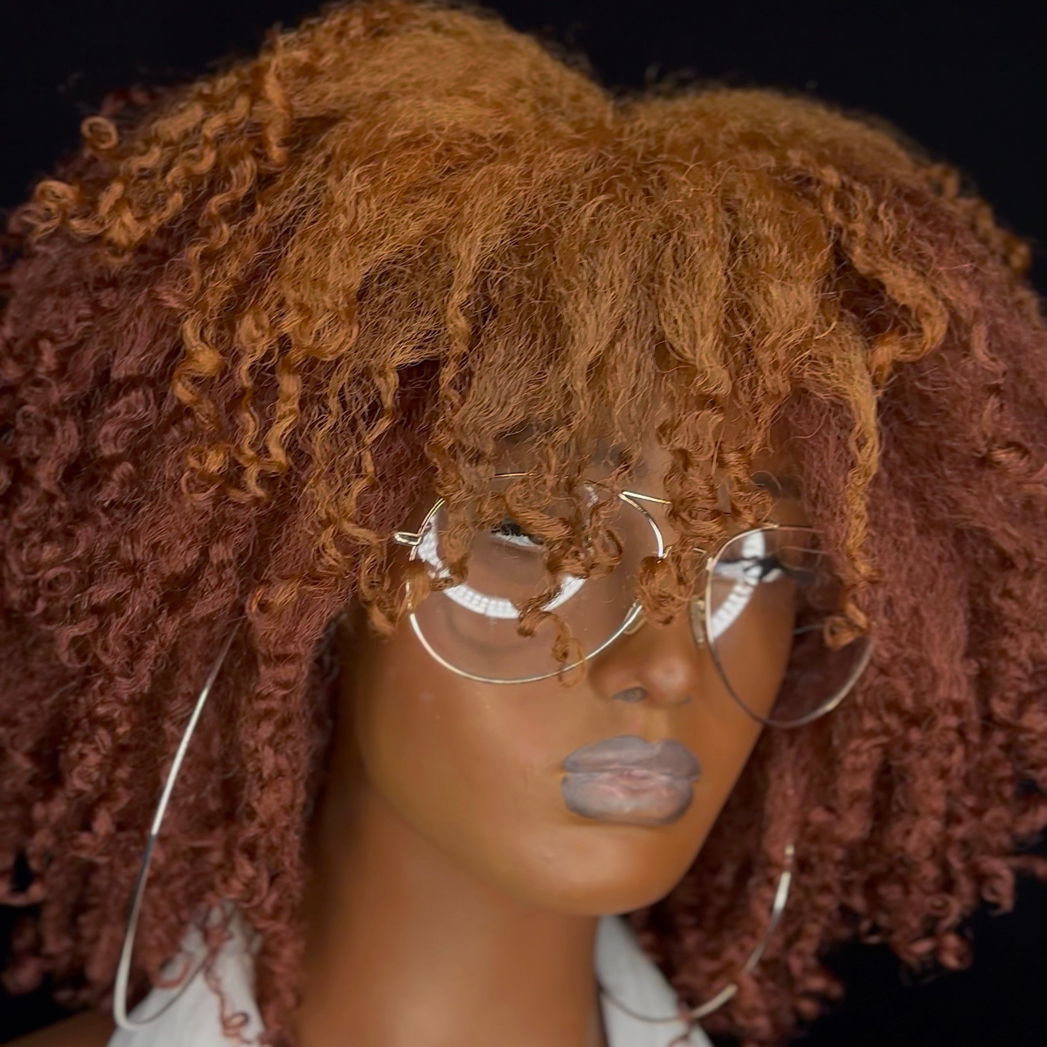 The FINGERCOMBER BANGIN' KINKY KURLY WASHDAY styling unit