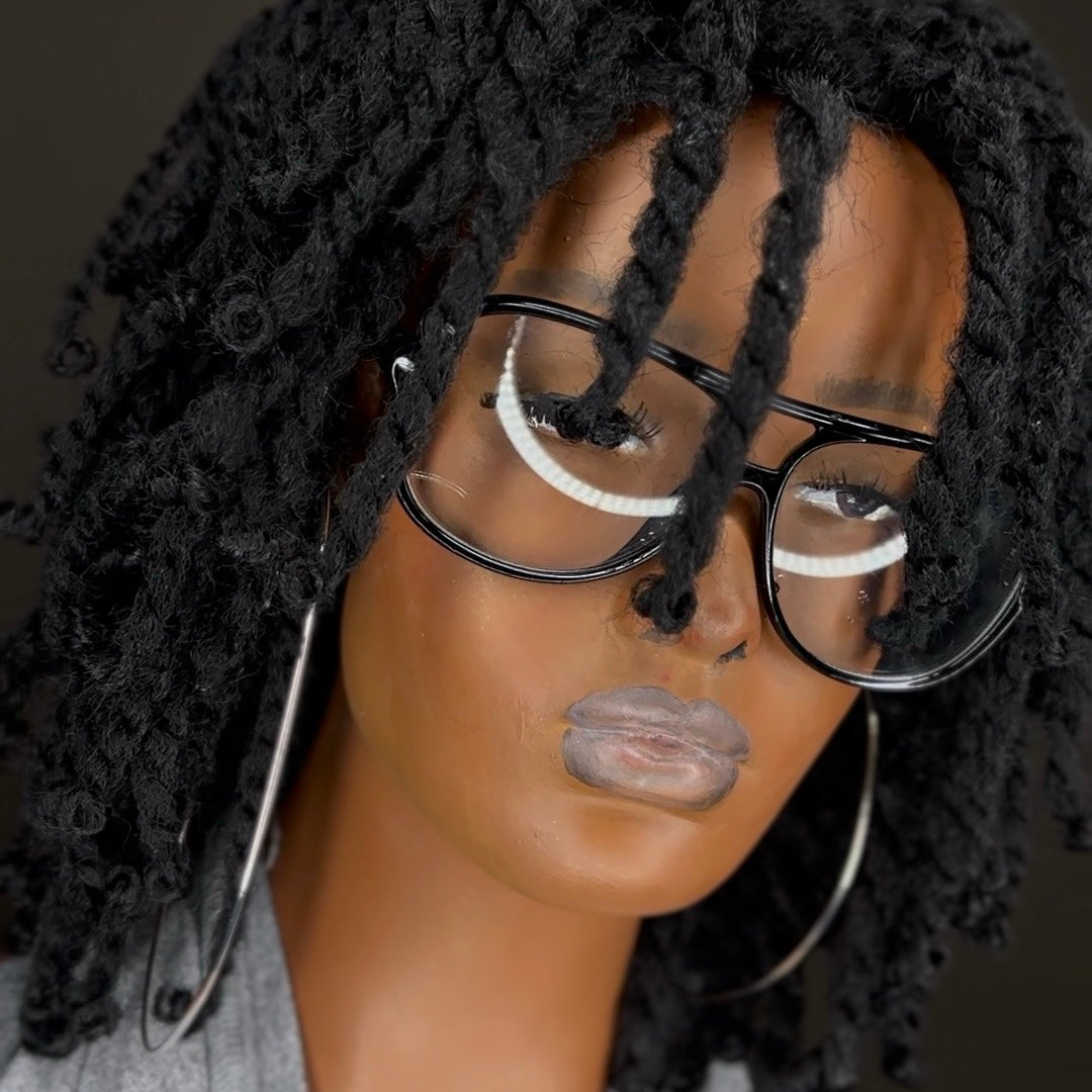 The FINGERCOMBER TWIST-IN/TWIST-OUT Styling Unit