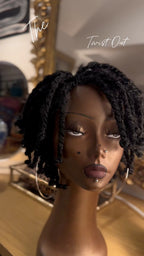 The FINGERCOMBER TWIST-OUT styling unit