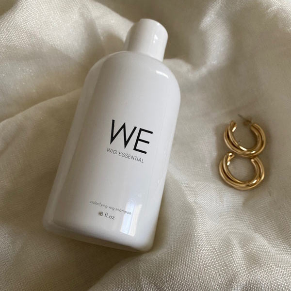 WIG ESSENTIAL Revitalizing Wig Shampoo – fingercomber
