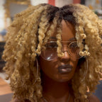 The FINGERCOMBER TWIST-IN/TWIST-OUT Styling Unit - Almost Reisling